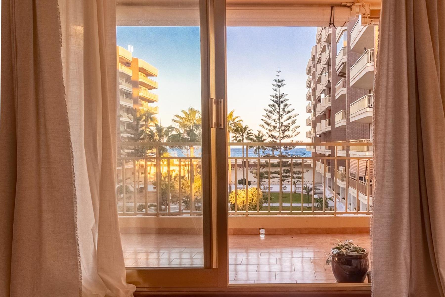 Apartamento Sofia Fuengirola Vistas Al Mar Atardeceres Magicos Exterior photo